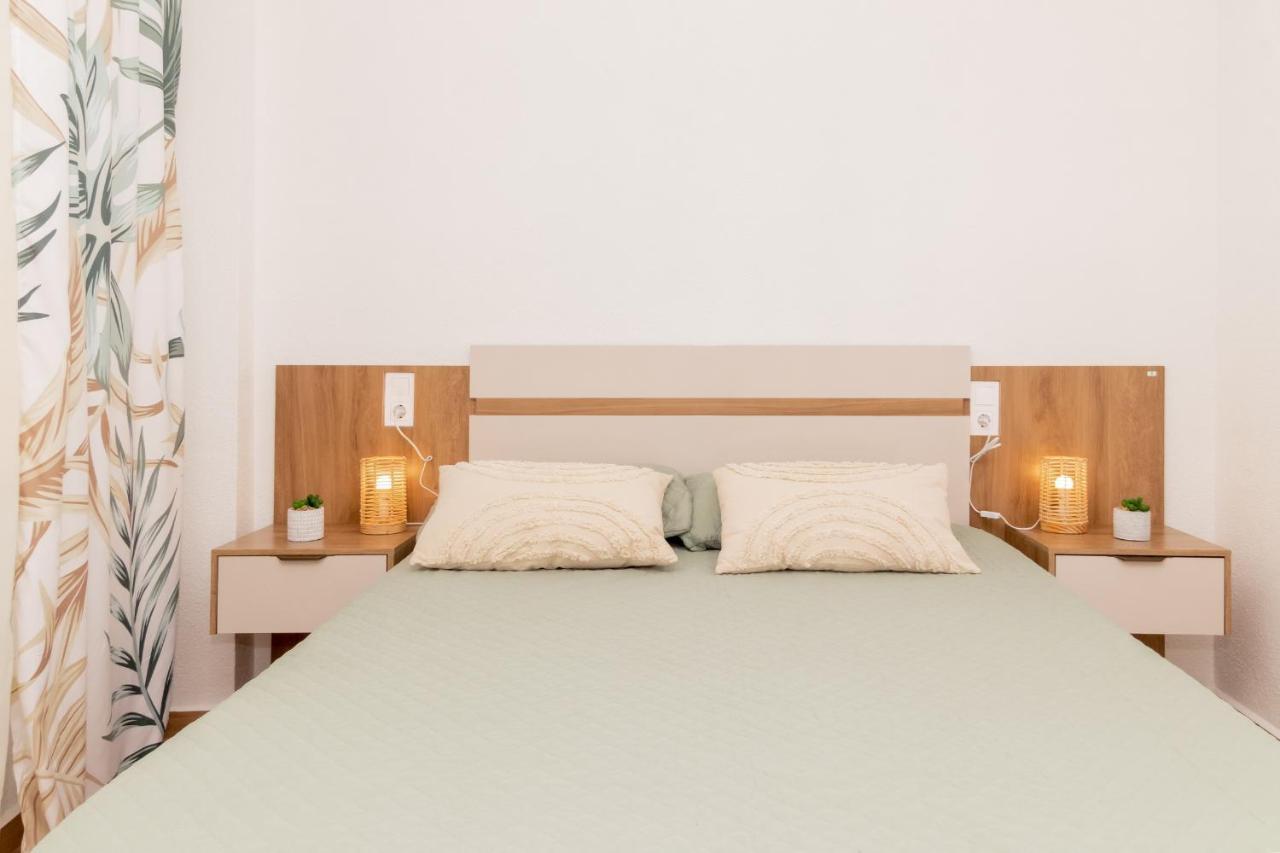 Apartamento Maximo ตอร์เรเวียคา ภายนอก รูปภาพ