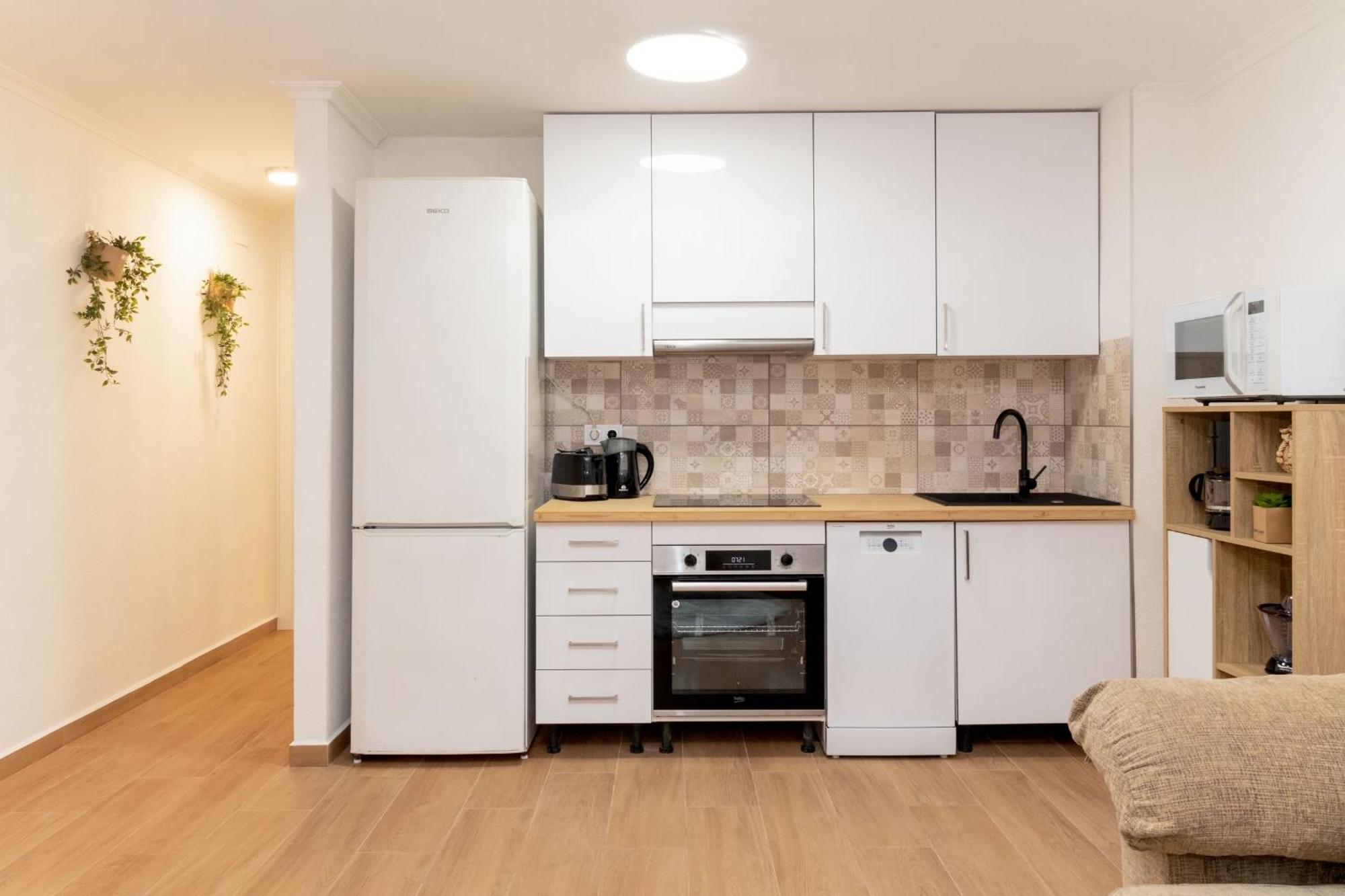 Apartamento Maximo ตอร์เรเวียคา ภายนอก รูปภาพ